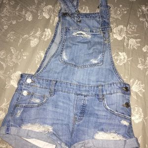 Overall shorty’s